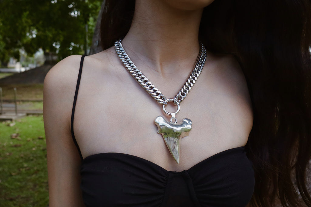 MAKENA NECKLACE
